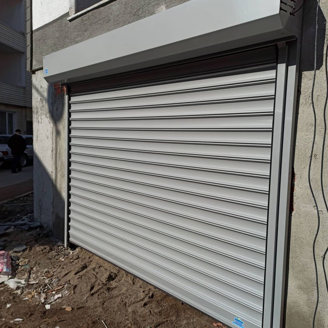 Γκαραζόπορτα και αυτόματο ρολό